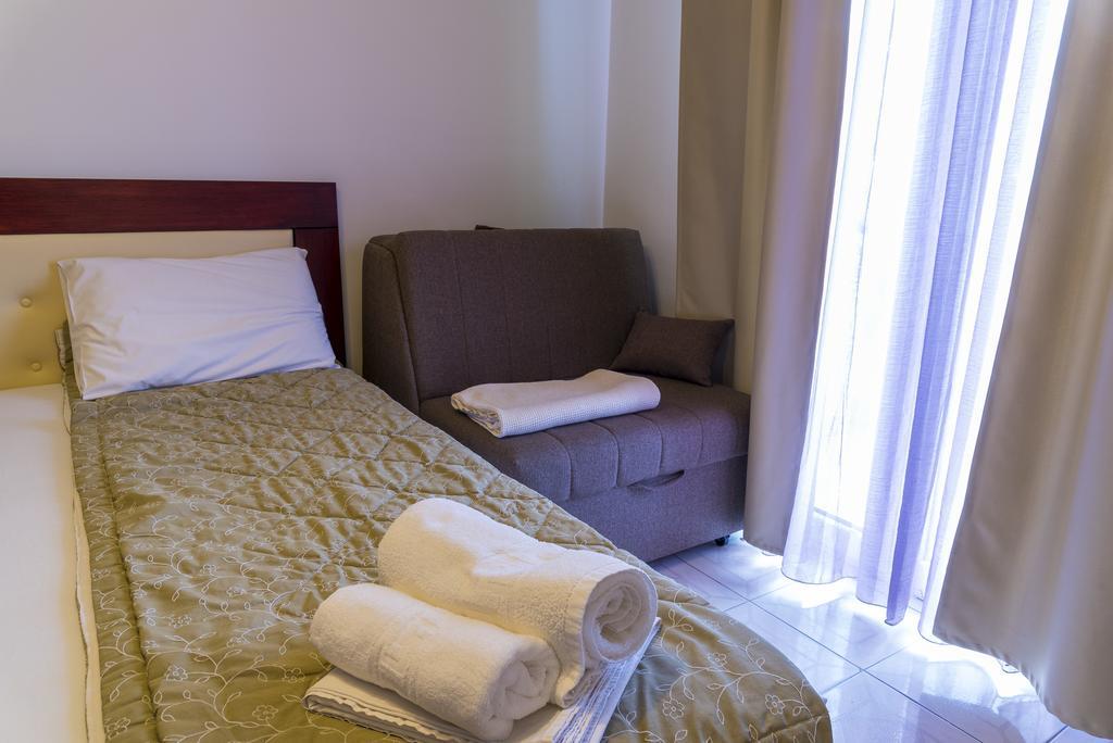 Hotel Zografos Paralía Kültér fotó